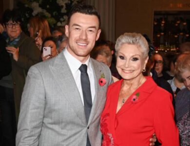 How Old is Angela Rippon